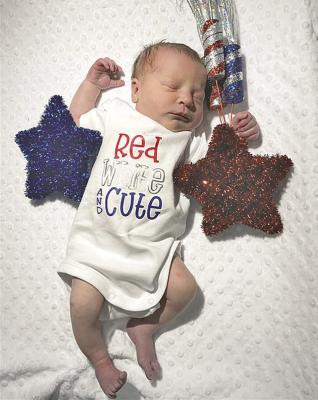 BIRTH ANNOUNCEMENTS