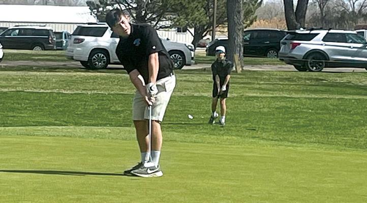 Grant Hrupek putts at the Hershey Invite last week. (Photos courtesy Jarod Rush)