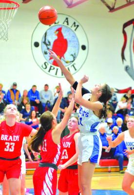 Delaney Rogers makes a shot during South Loup’s win over Brady on Saturday, Jan. 14. (Courier photos by Patti Schwarz)
