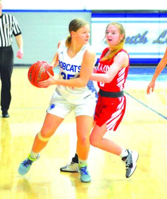 Delaney Rogers makes a shot during South Loup’s win over Brady on Saturday, Jan. 14. (Courier photos by Patti Schwarz)