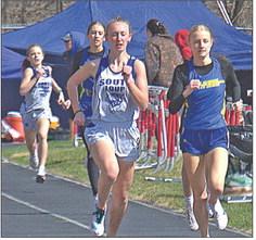 Delanie Weinman and Lynae Wiese ran the 800m for South Loup last Thursday, with Weinman earning the bronze medal. (Courier photos by Ronda McFate)