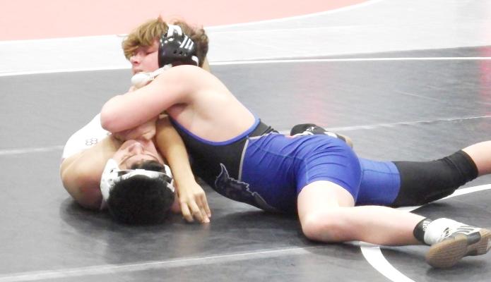 Bobcats Wrestlers Start New Year With Triangular Victories