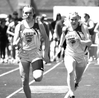Halie Recoy (13.79) and Josie Reiff (14.36) finish 6th and 8th respectively in the 100m dash.