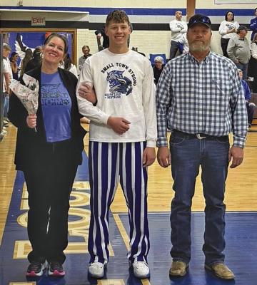 Crew Witthuhn with his parents Michelene and Ken Witthuhn. (Photos courtesy CHS)