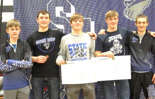 Winning medals for the Bobcat wrestling team at their home invite were, from left, Noah Hiatt, Paxton Bierman, Dawson Mason, CJ Quant, and Josiah Coleman. (Courier photo by Brandy Mason)
