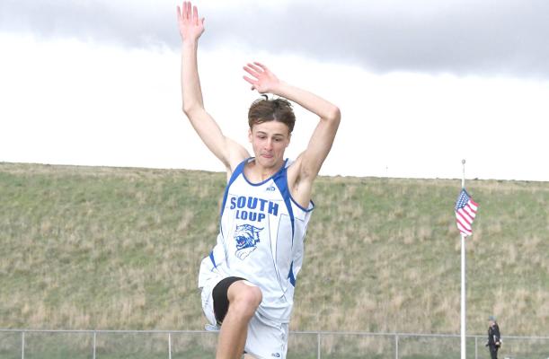 Weather Dampens Track Week For Bobcats