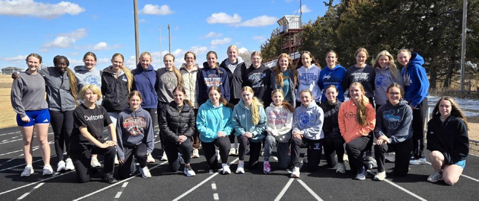 Long-Time Coach Returns Clutter of Experienced Athletes