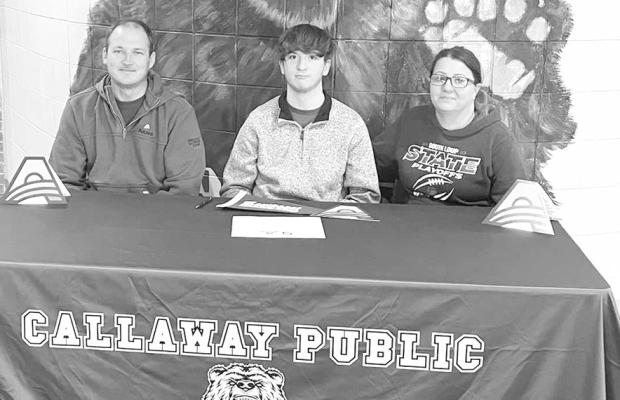 SENIOR SPOTLIGHTS: Handley, Wooters, Future Mechanics