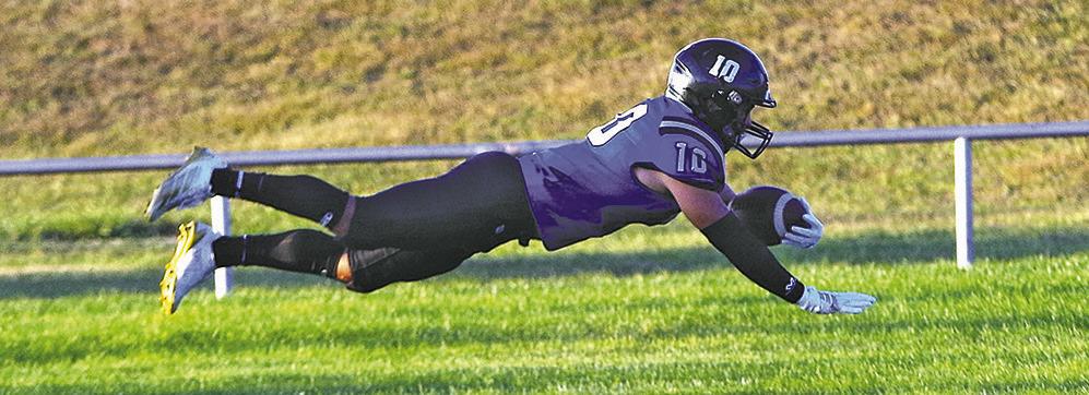 Bobcats Get Big Win in Homecoming Game