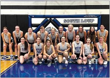(JH girls) Back row, from left: TJ Johnson, Jade Bierman, TyLee Smith, Adalei Tullis, Rae Hagler, Delanie Weinman, Emma Stallbaumer, Miranda Tucker, Rachel Leetch, EvaLynn Wonch; Front row: Jimi Fletcher, Josie Lehmkuhler, Charli Pandorf, Piper Strasburg, Josie Christensen, Olivia Fitzgerald, Asa Starr. Coaches Rush and Recoy.