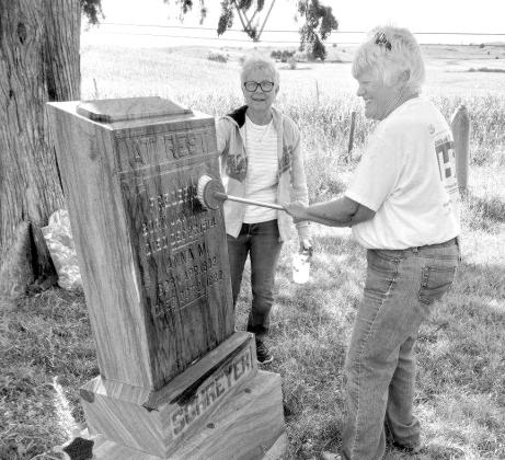Honoring Veterans' Service And Final Resting Place