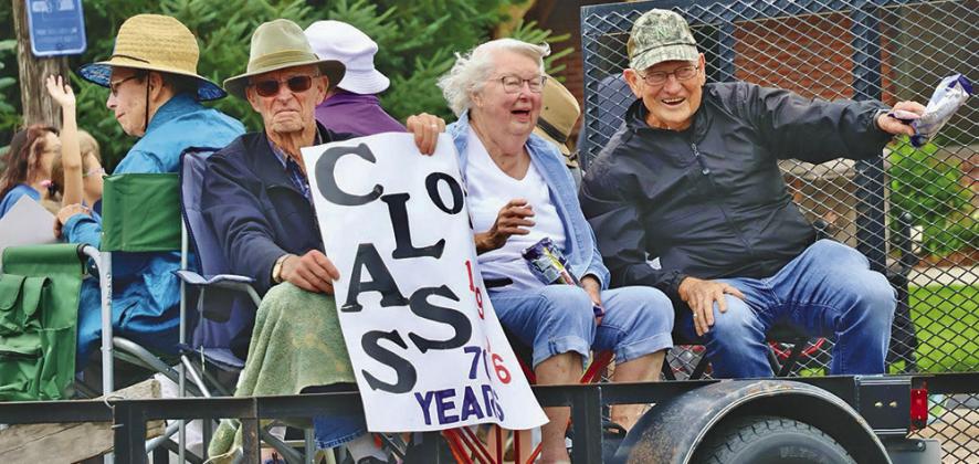 Celebrating their 65th high school reunion were seven members of the CHS Class of 1961. (Courier photo by Ellen Mortensen)