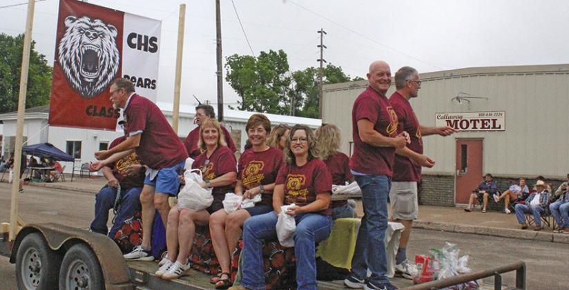 Eleven members of the CHS Class of 1986 rode the float in the Pioneer Picnic parade, as they were back to celebrate their 40-year reunion. (Courier photo by Ellen Mortensen)