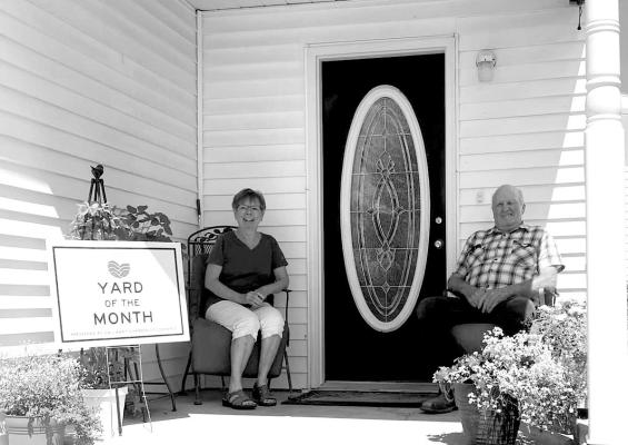 Merediths Are August Yard Of The Month