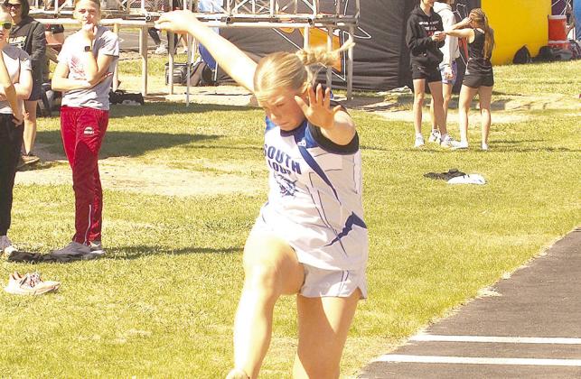 Bobcats 2nd, Lady Bobcats 1st, at South Loup Invite