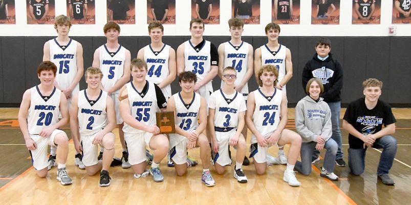 The South Loup Bobcats boys basketball team brought home the championship plaque at the Maxwell Gilson/Pierce Booster Club tournament played Dec. 18 and 19. (Courier photo by Loleta Connell)