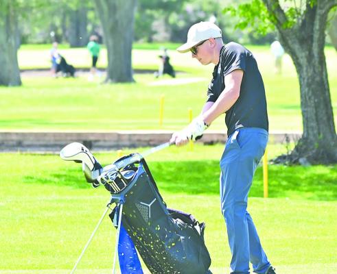 RIGHT: Haydn Stretesky earned the bronze medal at last week's Mullen golf invite. (Photo courtesy Jessica Tickle)